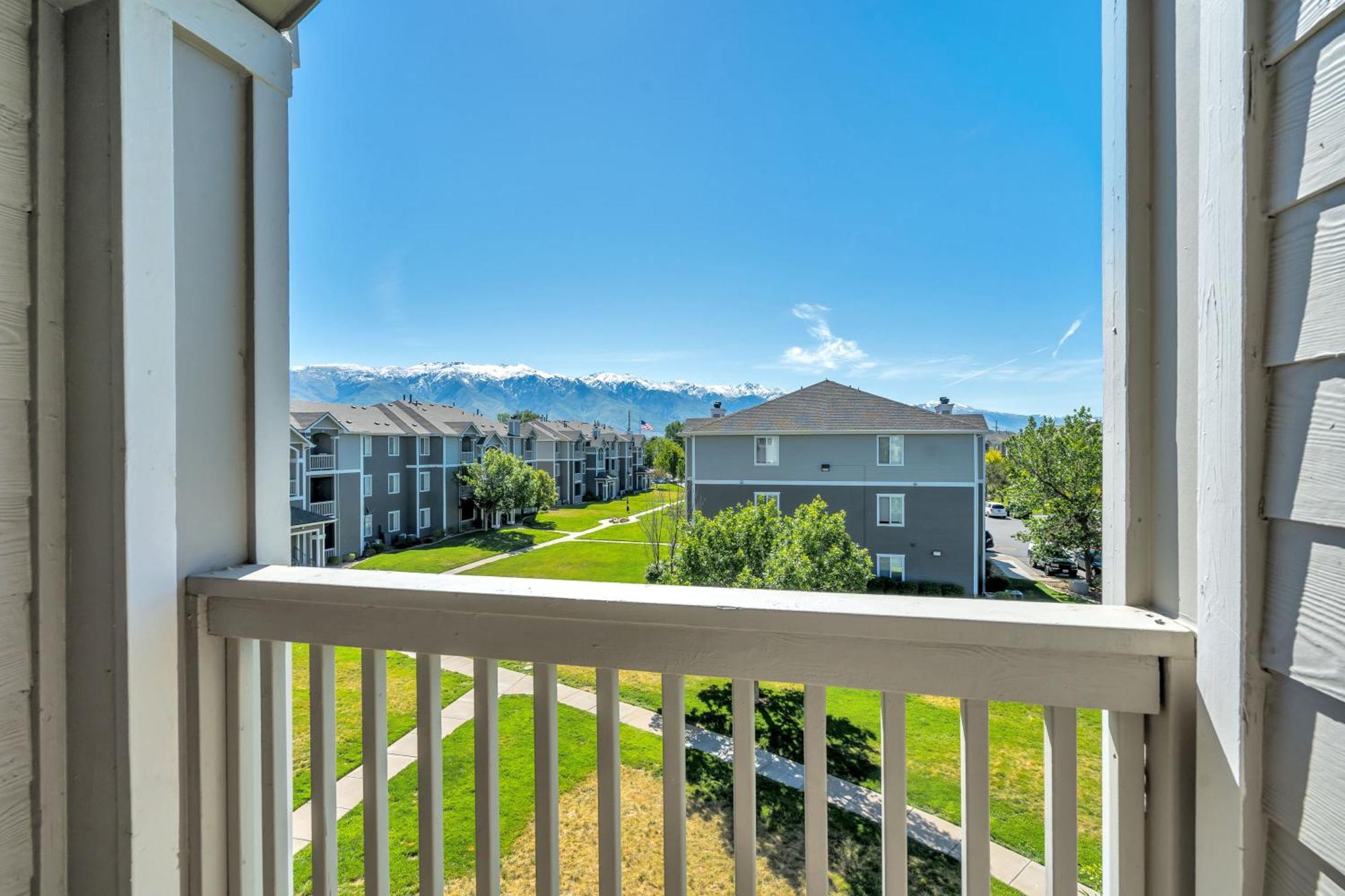 Mountain View By Cloud Dream Homes Clearfield Exterior foto